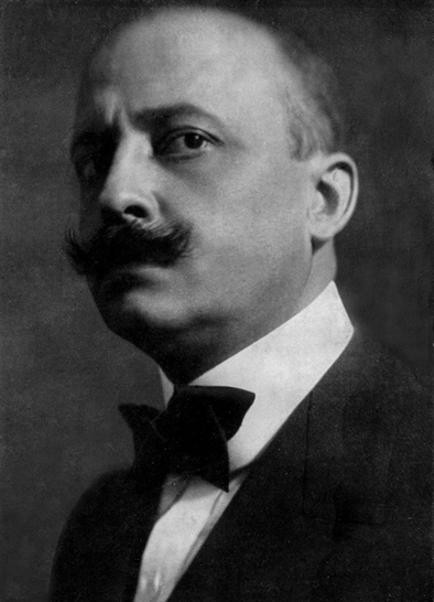 Marinetti foi um dos autores do Manifesto Futurista.